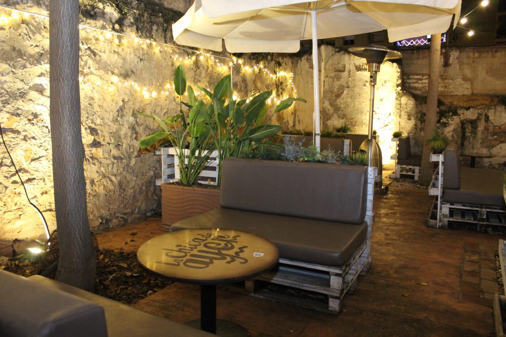 Terraza en La Chica de Ayer