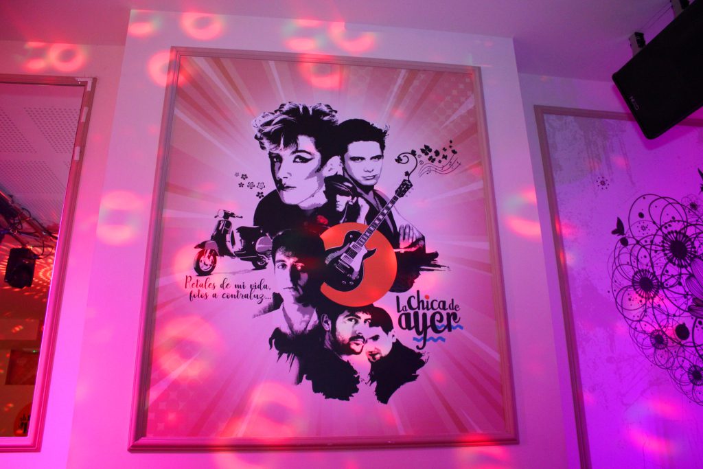 Detalle de la decoración de La Chica de Ayer